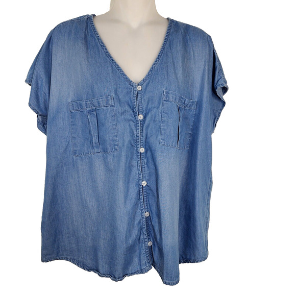 Maurices Top Womens Chambray Large Blue Button Front V Neck Pockets Short Sleeve - Picture 1 of 10
